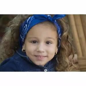 Meet your Posher, Adelsy